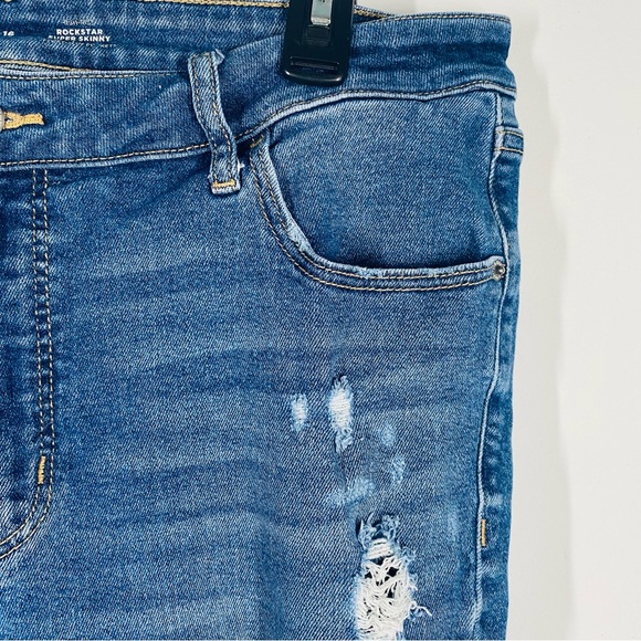 Old Navy Rockstar Super Skinny Stretchy Blue Denim Jeans 16 - Picture 2 of 8